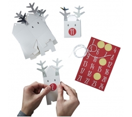 Adventes kalendārs "Brieži-kastītes", piepildi pats