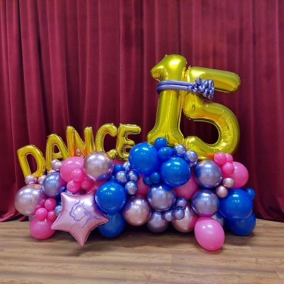 Balonu instalācija "Dance"