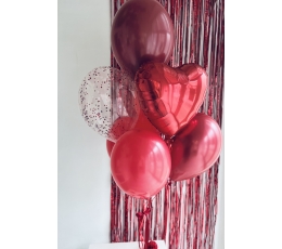 Balonu kompozīcija "Valentīndienai" ar šokolādes konfektēm