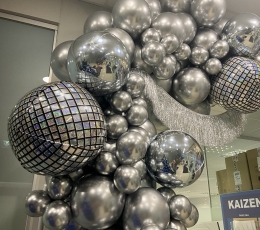 Balonu virtene "Disko ballīte" 1