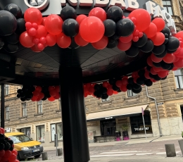 Balonu virtene "Food court" 2 Balonu virtene "Food court" 2