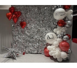 Folijas foto siena ar balonu dekoru + NOMAS rāmis (2,2 x 2,2m)