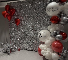 Folijas foto siena ar balonu dekoru + NOMAS rāmis (2,2 x 2,2m) 3