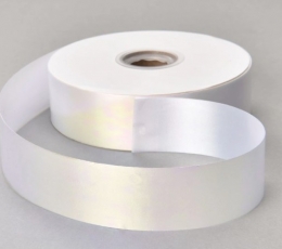 Plastmasas dāvanu lente (30 mm x 100 m), 1 gab.