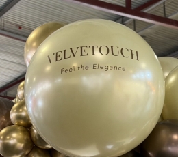   Personalizēta uzlīme uz balona "VELVETOUCH''