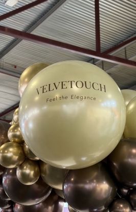   Personalizēta uzlīme uz balona "VELVETOUCH''