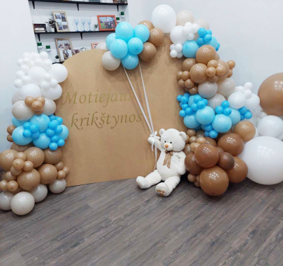 Гирлянда из воздушных шаров "Крестинальный мишка"
