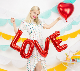 Комплект фольгированных шаров "LOVE", красные (140 х 35 см) 1