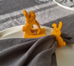 Žiedai servetėlėms „Apkabink zuikį“, geltoni (6 vnt.) 1