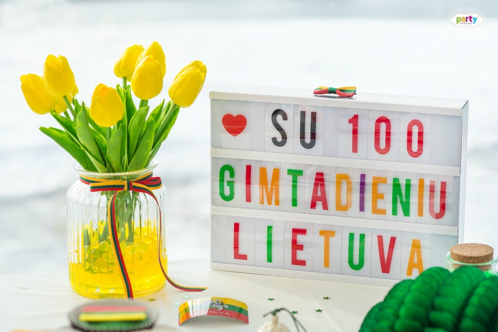 Patriotiskās dekorācijas